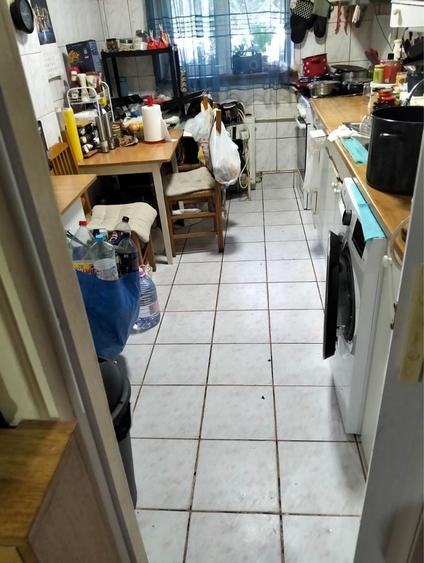 Apartament cu 3 camere decomandat în Primăverii