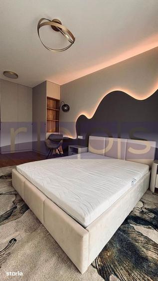 Apartament cu 3 camere decomandat în Băneasa