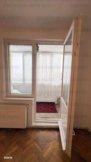 Apartament cu 3 camere decomandat în Calea București — fotografia 3