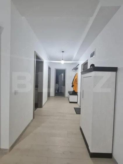 Apartament cu 3 camere decomandat în Centura