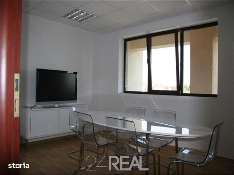 Spațiu comercial, de 1,090 mp, în Domenii