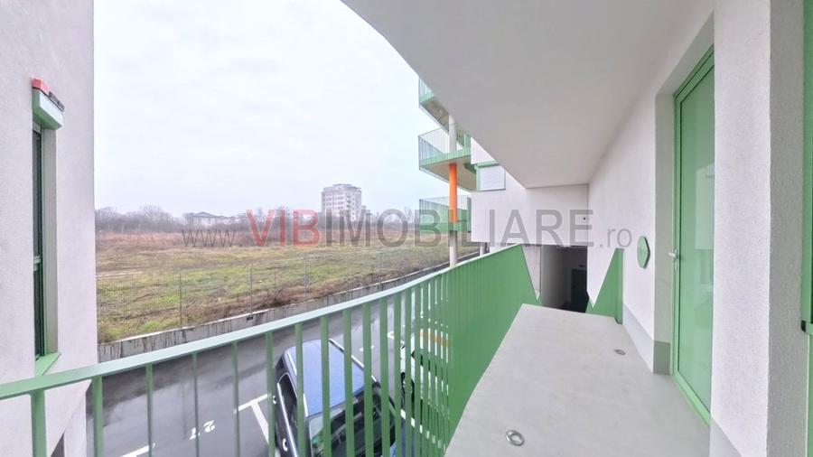 Apartament cu 3 camere semidecomandat, mobilat în Sisești