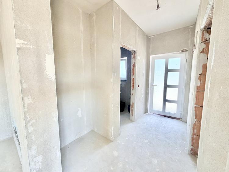 Duplex cu 3 camere cu Teren 334 Mp în Moșnița Nouă