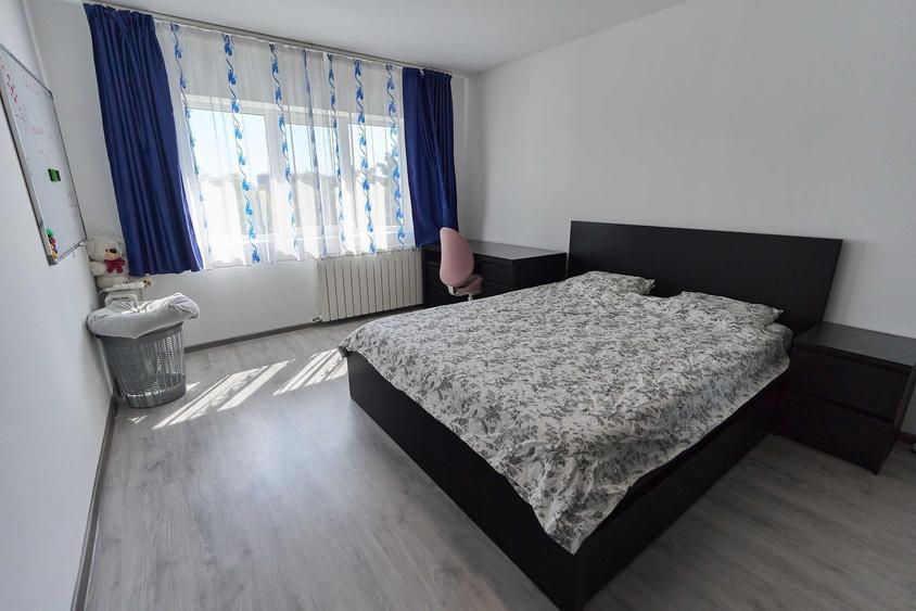 Apartament cu 2 camere decomandat în Apusului