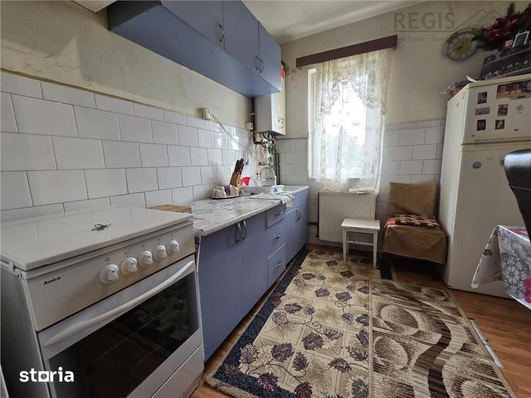 Apartament cu 4 camere semidecomandat în Stupini