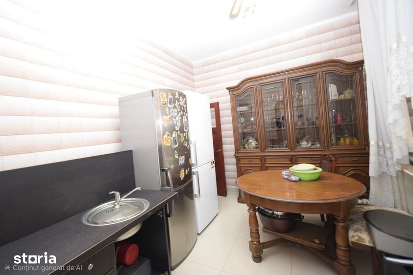 Casă cu 4 camere cu Teren 656 Mp în Brestei