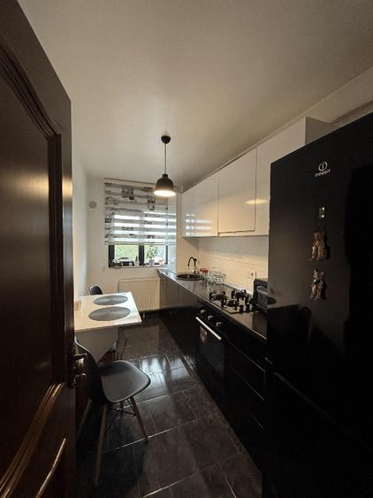 Apartament cu 2 camere decomandat în Valea Adâncă