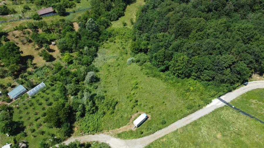 Teren Construcții intravilan de 5681 mp, în Vlădești
