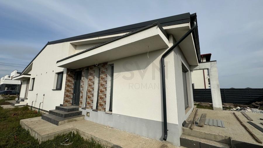 Casă individuală cu 3 camere cu Canalizare în Tunari