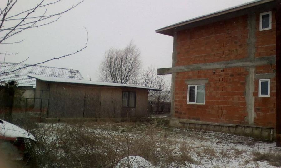 Casă individuală cu 5 camere cu Canalizare în Mârzănești
