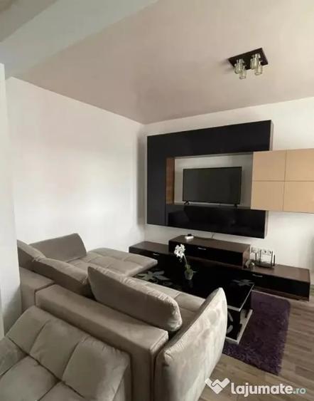 Apartament cu 3 camere decomandat în Avantgarden