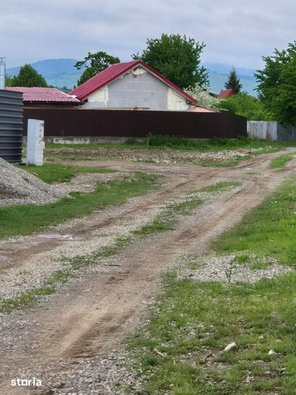 Teren de 1450 mp, în Tărlungeni