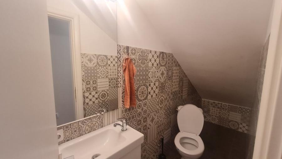 Duplex cu 4 camere cu Canalizare în Odăi
