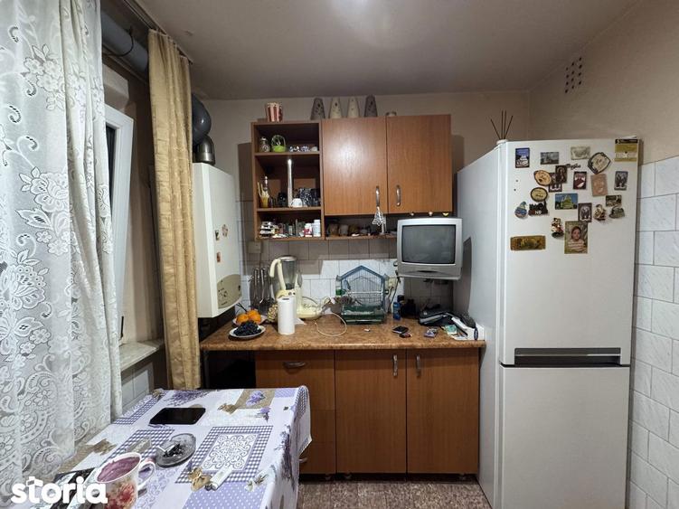 2 cam, etaj 1, 51 mp, fara imbunatatiri, Aleea Rozelor - 3