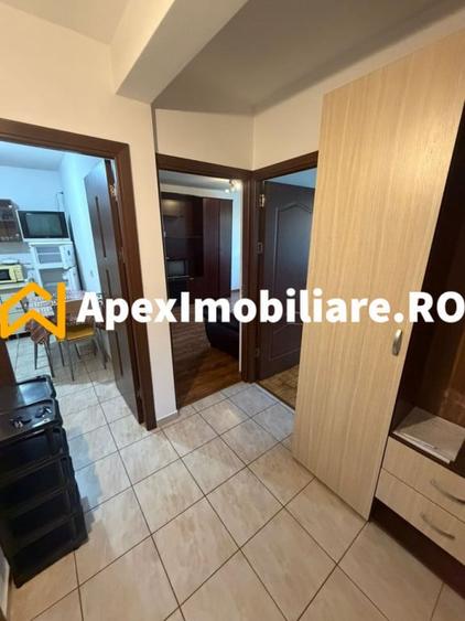 Apartament cu 2 camere decomandat în Eroii Revoluției