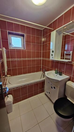 Apartament cu 3 camere decomandat în Brâncoveanu