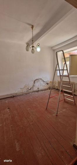 Apartament cu 4 camere în Peninsula