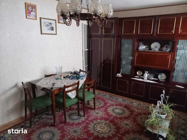 Apartament cu 4 camere în Libertății