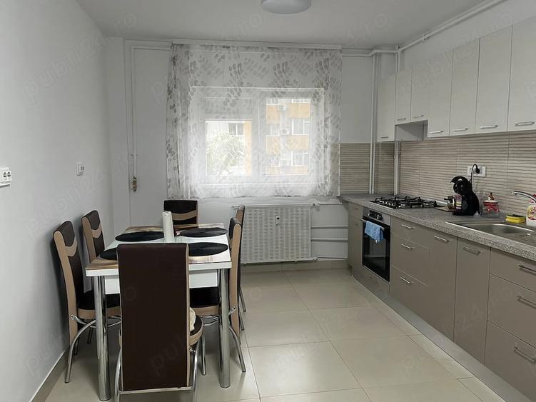 apartament cu 2 camere de inchiriat , propietar - 7
