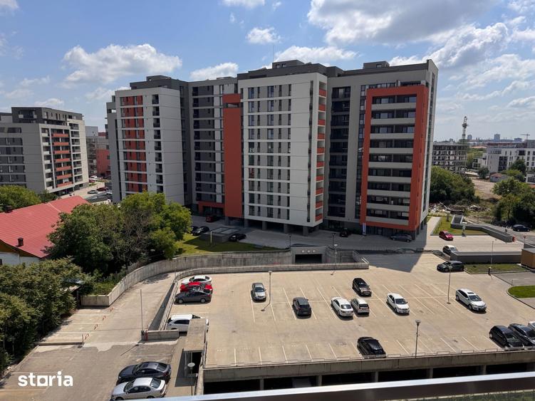 Apartament cu 2 camere, mobilat în Est