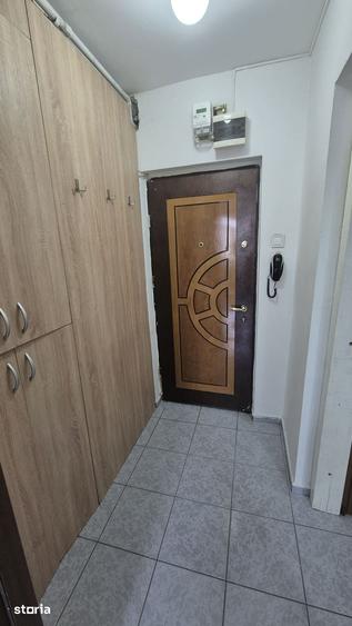 Garsonieră decomandată în Eminescu