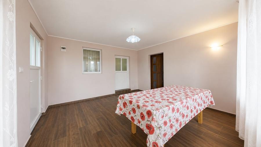 Casă individuală cu 3 camere cu Teren 1530 Mp în Șiria