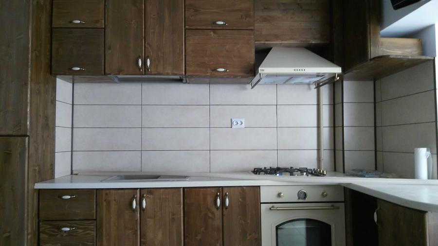 Apartament cu 4 camere decomandat în Apusului