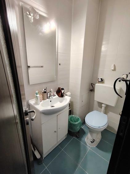 Apartament cu 2 camere decomandat în Exterior Vest