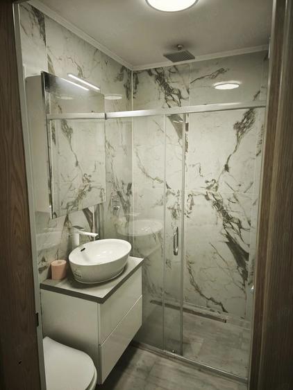 Apartament cu 2 camere semidecomandat în Brazda lui Novac