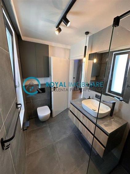 Apartament cu 3 camere decomandat, mobilat în Albert