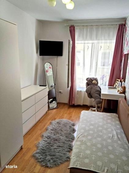 Apartament cu 4 camere în Sub Coastă