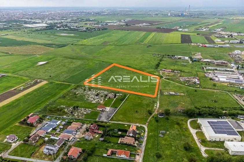 Teren de 31000 mp, în Sânleani