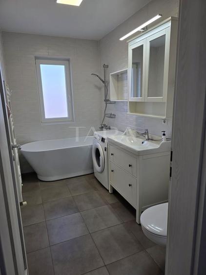 Apartament 3 camere la cheie, zona Terra. - 4