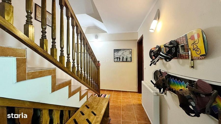 Apartament cu 4 camere decomandat în Poiana Brașov