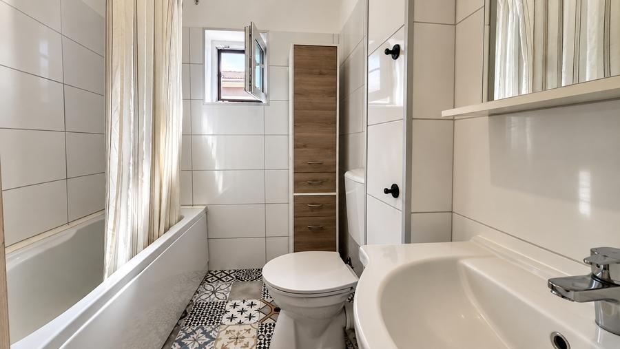 Apartament cu 3 camere decomandat în Braytim