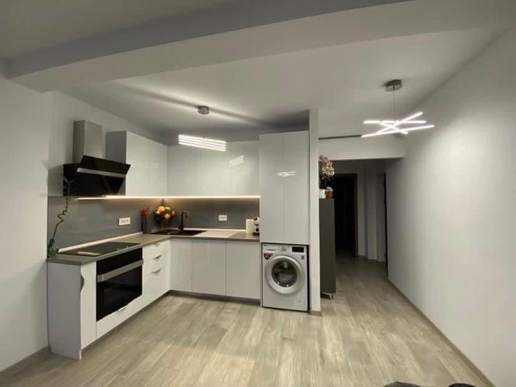 Apartament cu 2 camere, mobilat în Agigea