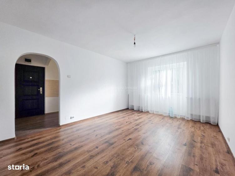 Apartament cu 2 camere semidecomandat în Central