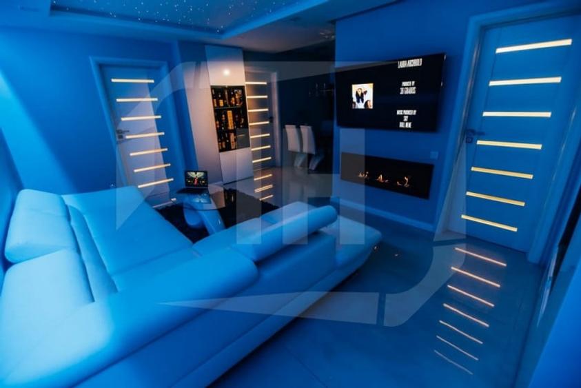 Apartament 3 camere, boxa la subsol si 2 parcari, zona Vivo - 1