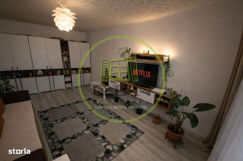 Apartament cu 3 camere decomandat în Triaj