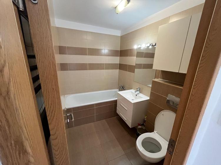 Apartament cu 2 camere semidecomandat în Brâncoveanu