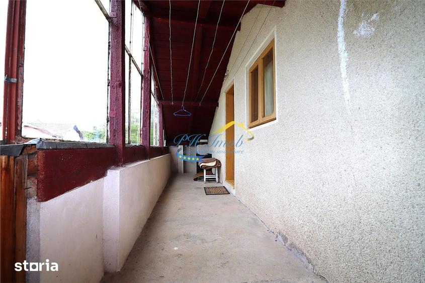 Casă cu 4 camere cu Teren 2215 Mp în Central