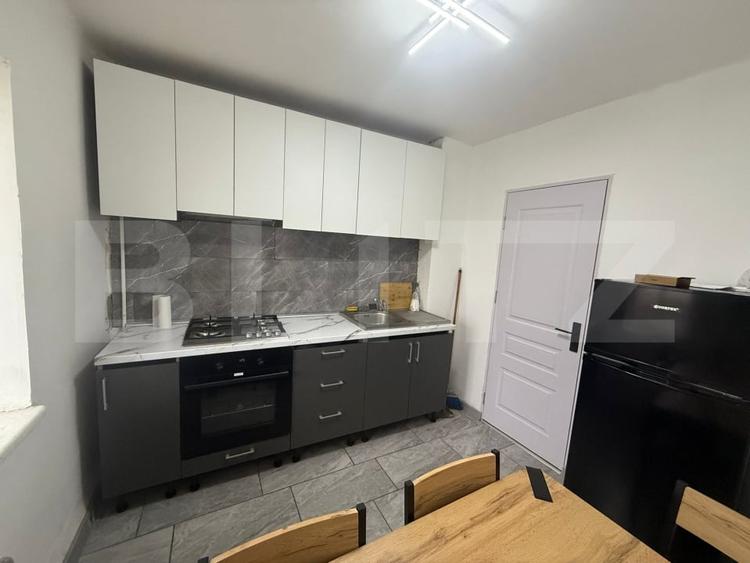 Apartament decomandat etajul 1, 52 mp, Rovine ,zona Parculet - 6