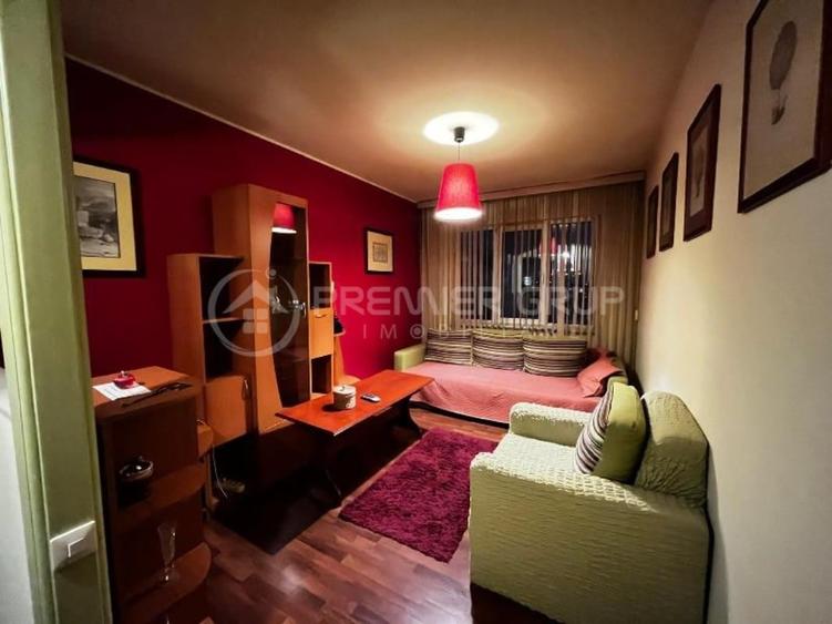 Apartament cu 4 camere decomandat în Alexandru cel Bun