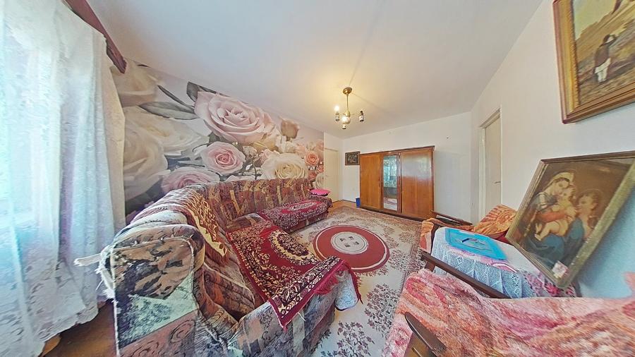 Apartament cu 2 camere semidecomandat în Podgoria