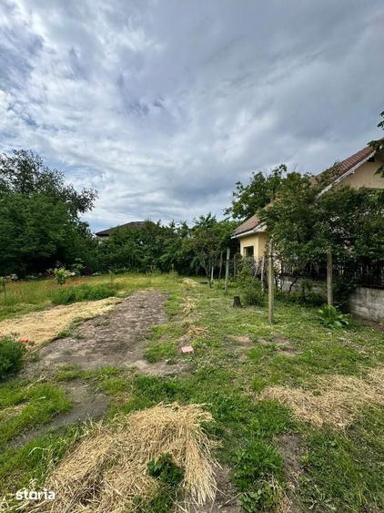 Casă cu 4 camere cu Teren 948 Mp în Brestei
