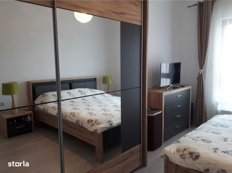 Apartament cu 3 camere, mobilat în Fratelia