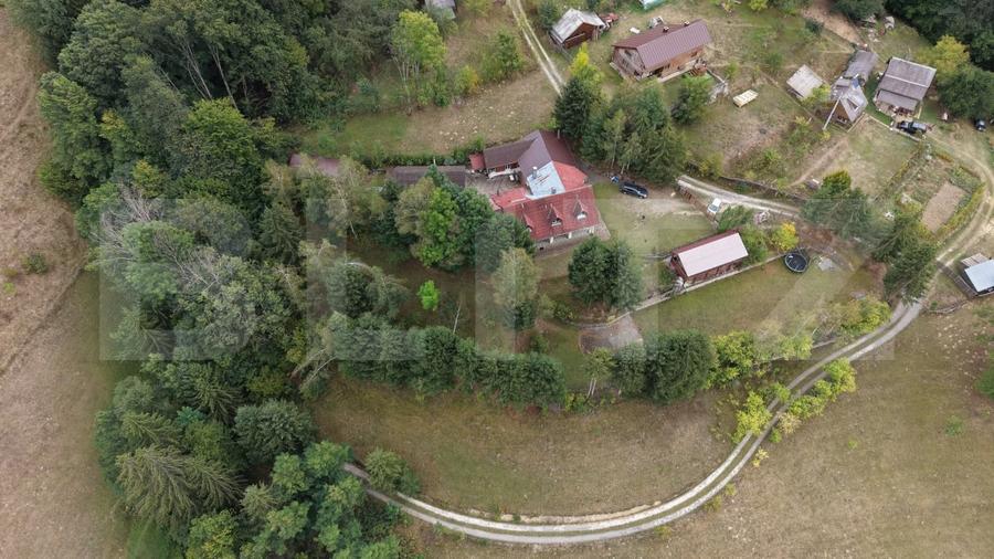 Hotel/Pensiune, de 223 mp, în Botești (Câmpeni)