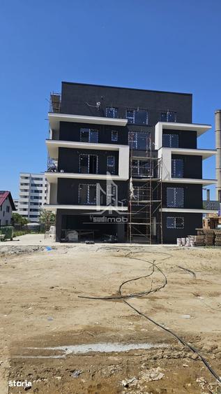 Apartament cu 2 camere în Apărătorii Patriei