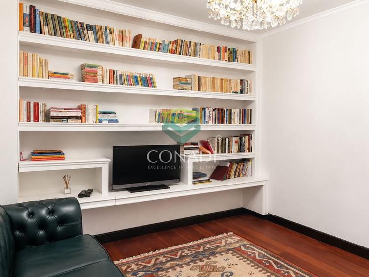 Apartament cu 3 camere semidecomandat în Arcul de Triumf