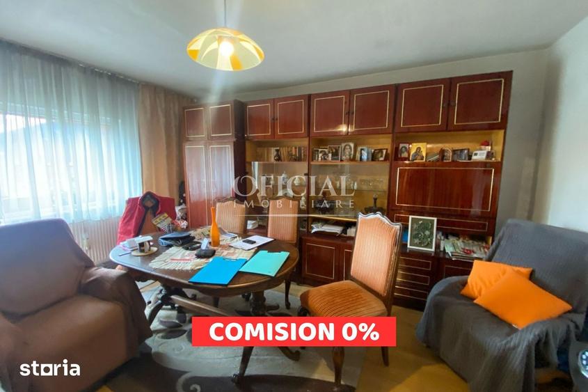 Apartament cu 4 camere decomandat în Dâmbul Rotund